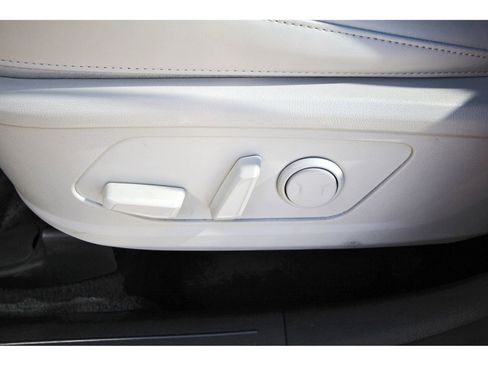 Used 2024 Kia Sorento EX image 29