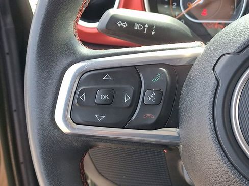 Used 2023 Jeep Gladiator Rubicon w/ Cold Weather Group AWD/4WD image 22