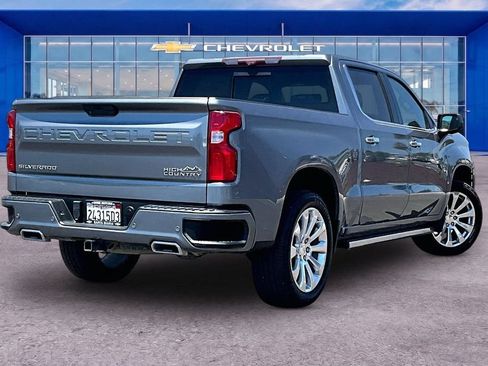 Used 2021 Chevrolet Silverado 1500 High Country w/ Technology Package AWD/4WD image 24