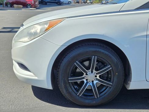 Used 2012 Hyundai Sonata GLS FWD image 9