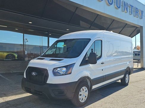 New 2026 Ford Transit 250 148 Medium Roof RWD image 2
