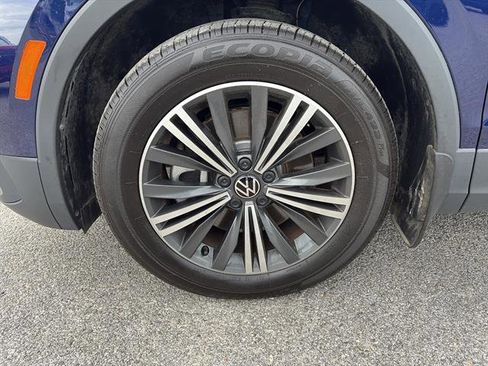 Certified 2024 Volkswagen Tiguan Wolfsburg Edition FWD image 9