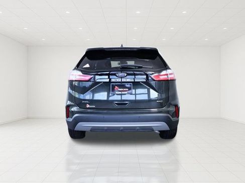 Certified 2024 Ford Edge SEL w/ Convenience Package AWD/4WD image 5