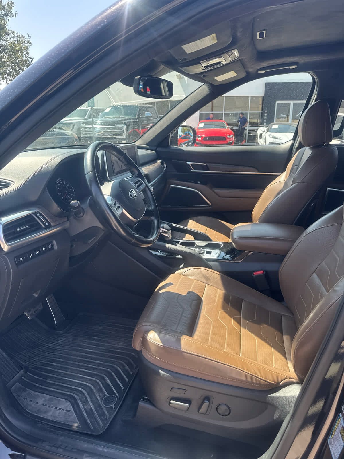 Used 2021 Kia Telluride SX w/ SX Prestige Package AWD/4WD image 5
