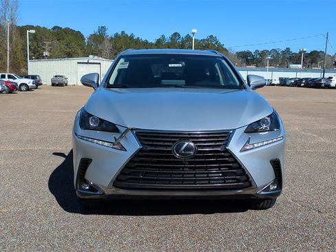 Used 2018 Lexus NX 300 FWD image 2