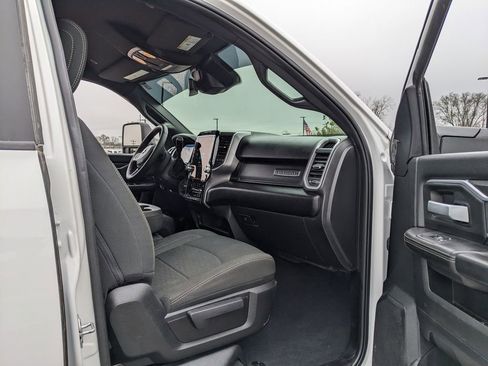Used 2025 RAM 2500 Big Horn image 40