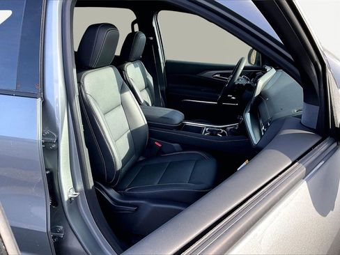 New 2026 Chevrolet Traverse LT w/ Driver Confidence Package image 13