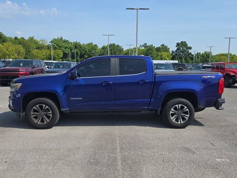 Used 2017 Chevrolet Colorado LT w/ LT Convenience Package AWD/4WD image 4