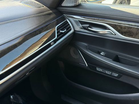 Used 2018 BMW ALPINA B7 xDrive AWD/4WD image 35