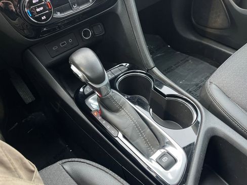 Used 2021 Buick Encore GX Select image 24