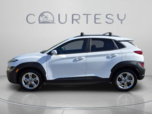 Certified 2023 Hyundai Kona SEL AWD/4WD image 2