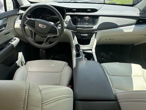 Used 2019 Cadillac XT5 Luxury AWD/4WD image 15