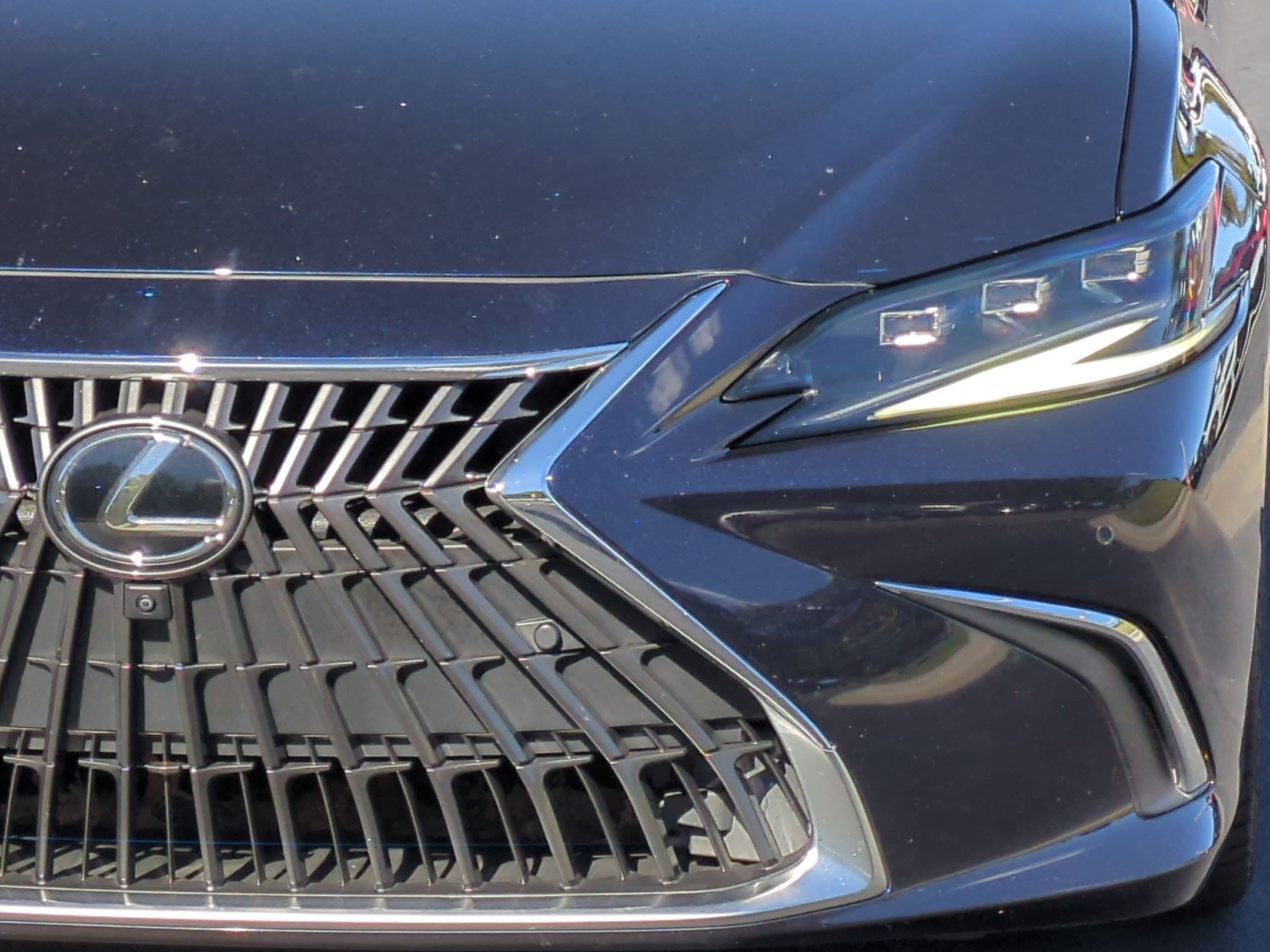 Used 2023 Lexus ES 350 Ultra Luxury w/ Accessory Package (Z2) FWD image 6
