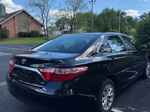 Used 2016 Toyota Camry LE FWD image 5