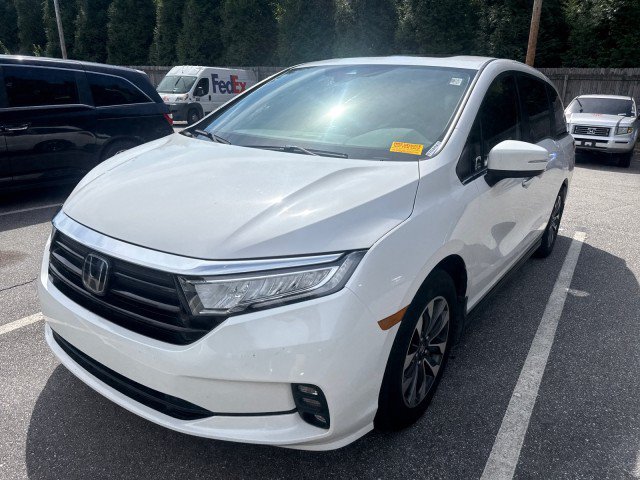 Certified 2024 Honda Odyssey EX-L image 2