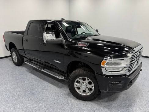 Used 2024 RAM 2500 Laramie AWD/4WD image 35