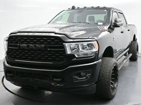 Used 2022 RAM 2500 Big Horn w/ Level A Equipment Group AWD/4WD image 3