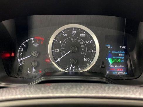 Used 2022 Toyota Corolla LE image 23