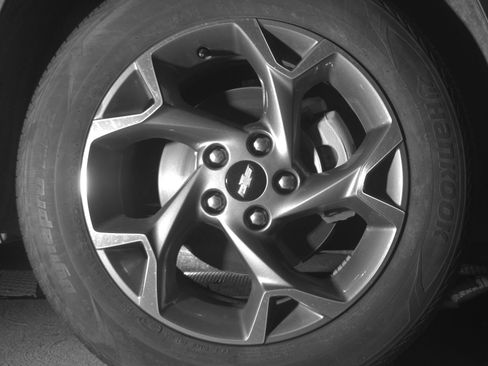 Used 2025 Chevrolet Trax LT w/ LT Convenience Package image 13