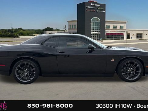 Used 2023 Dodge Challenger R/T Scat Pack RWD image 8