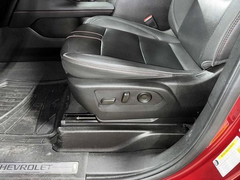 Used 2024 Chevrolet Suburban RST w/ Luxury Package image 25