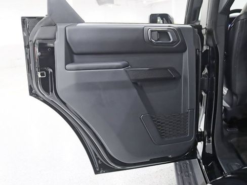 Used 2025 Ford Bronco Outer Banks AWD/4WD image 35