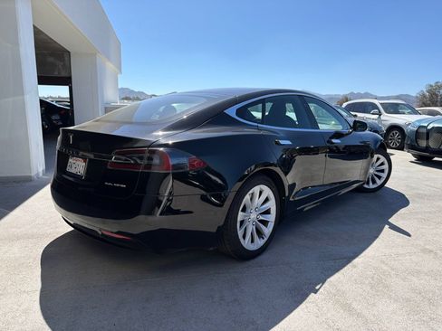 Used 2020 Tesla Model S Long Range Plus AWD/4WD image 4