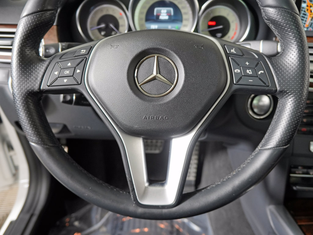 Used 2014 Mercedes-Benz E 350 4MATIC Sedan image 20
