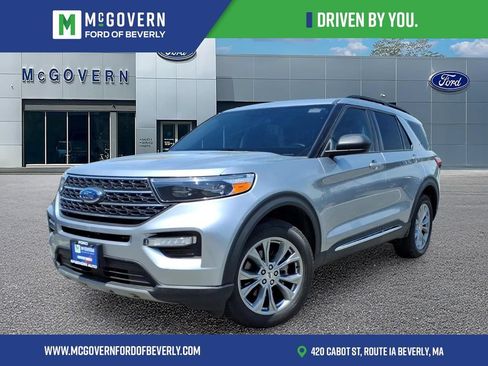 Used 2023 Ford Explorer XLT w/ Equipment Group 202A AWD/4WD image 1