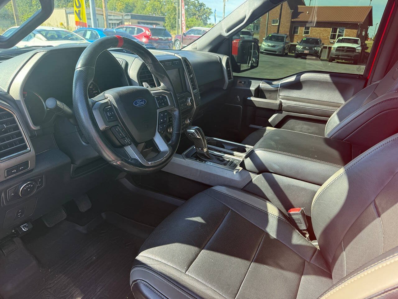Used 2018 Ford F150 Raptor w/ Equipment Group 802A Luxury AWD/4WD image 13