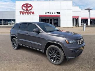 Used 2020 Jeep Grand Cherokee Altitude AWD/4WD video 1