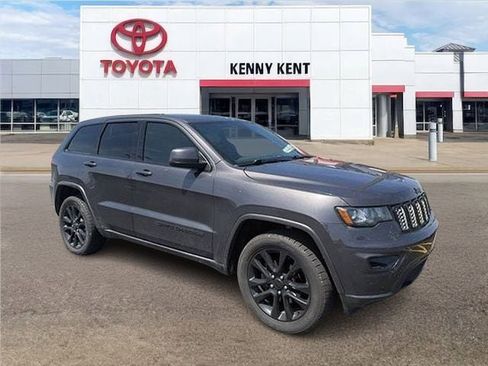 Used 2020 Jeep Grand Cherokee Altitude AWD/4WD image 1