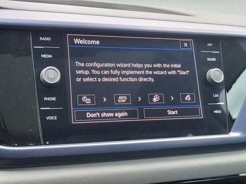 Used 2023 Volkswagen Taos SE w/ Panoramic Sunroof Package FWD image 20