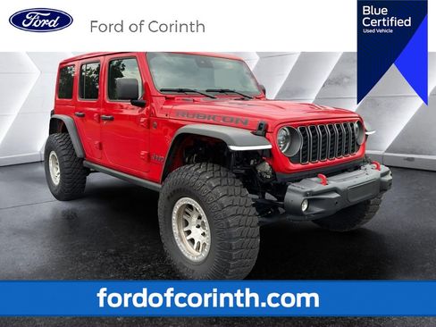 Used 2025 Jeep Wrangler Unlimited Rubicon AWD/4WD image 1