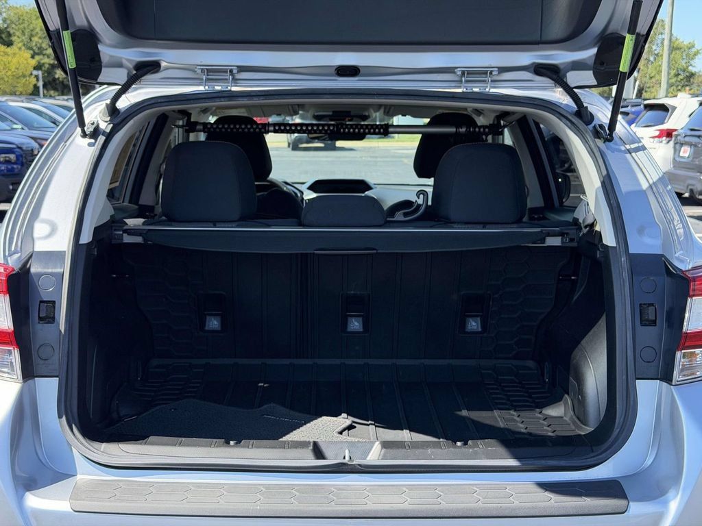 Used 2019 Subaru Crosstrek 2.0i Premium AWD/4WD image 14