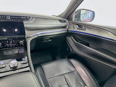 Used 2021 Jeep Grand Cherokee L Overland w/ Luxury Tech Group IV image 31