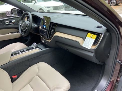 New 2026 Volvo XC60 T8 Plus AWD/4WD image 18