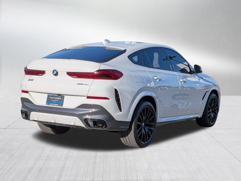 Used 2021 BMW X6 sDrive40i w/ M Sport Package image 5