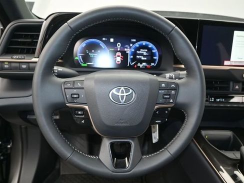 New 2026 Toyota Crown AWD/4WD image 5