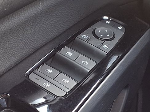 New 2026 Nissan Pathfinder SL w/ SL Premium Package image 15