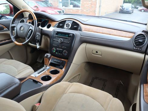 Used 2010 Buick Enclave CX w/ Driver Confidence Package AWD/4WD image 11