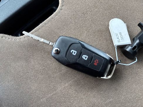 Used 2023 Ford F150 XLT image 29