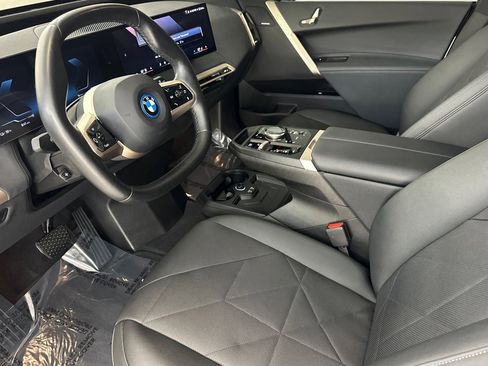 Certified 2024 BMW iX xDrive50 w/ Sport Package image 4