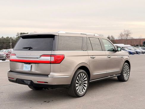 Used 2019 Lincoln Navigator L Reserve image 7