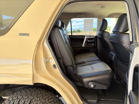 Used 2017 Toyota 4Runner SR5 Premium AWD/4WD image 14