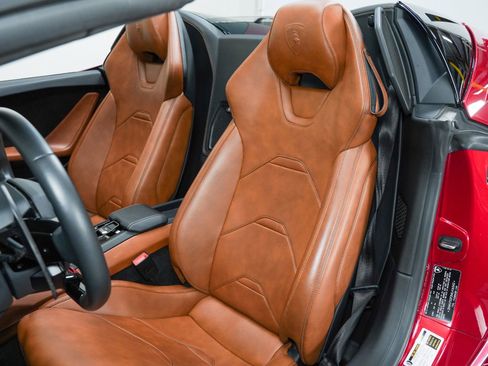 Used 2021 Lamborghini Huracan EVO image 35