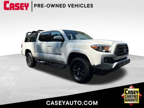 Used 2021 Toyota Tacoma SR5 RWD image 1