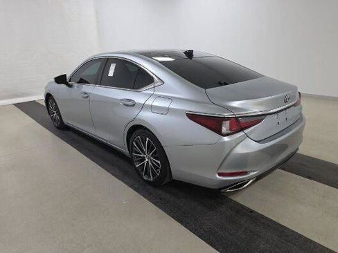 Used 2023 Lexus ES 350 w/ Premium Package FWD image 3