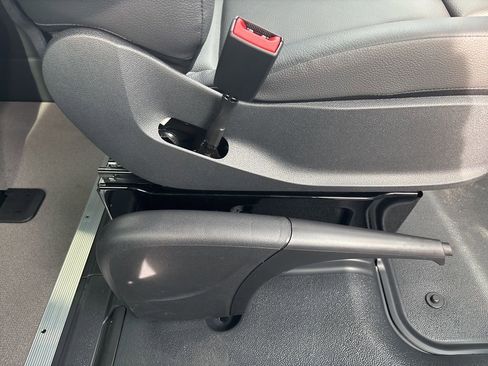 New 2026 Mercedes-Benz Sprinter 2500 image 28