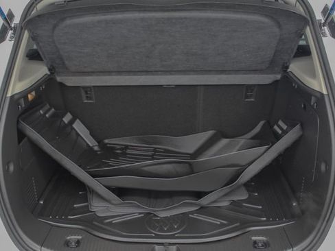 Used 2019 Buick Encore Essence w/ Safety Package II AWD/4WD image 11